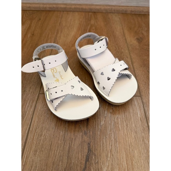 Salt Water Sandals by Hoy Other - NEW Sunsan Sweetheart White Sandals Sz 6